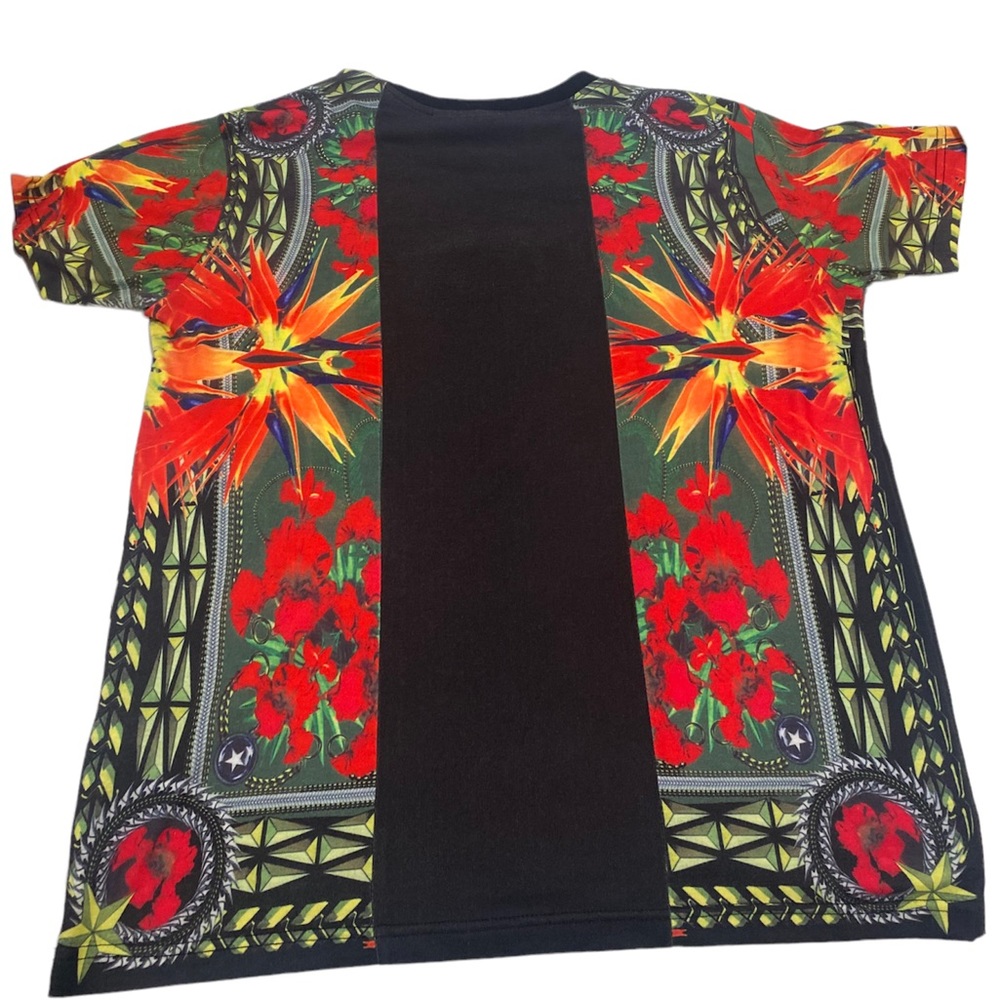 Givenchy - Picture 2 of 11